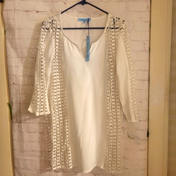 White Cover-Up by Becca - Picture 1 of 5
